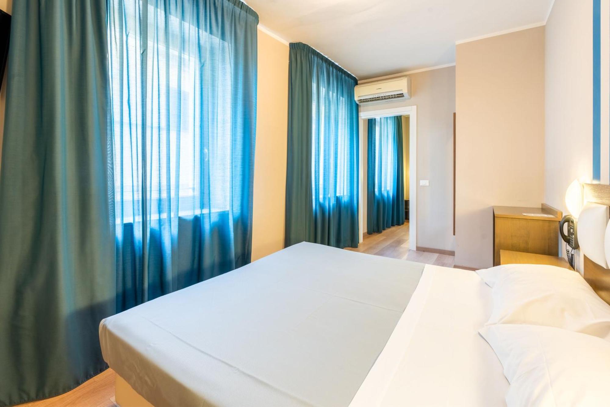 Gg8 Hotel & Suite Spa Гуальдо-Тадино Экстерьер фото