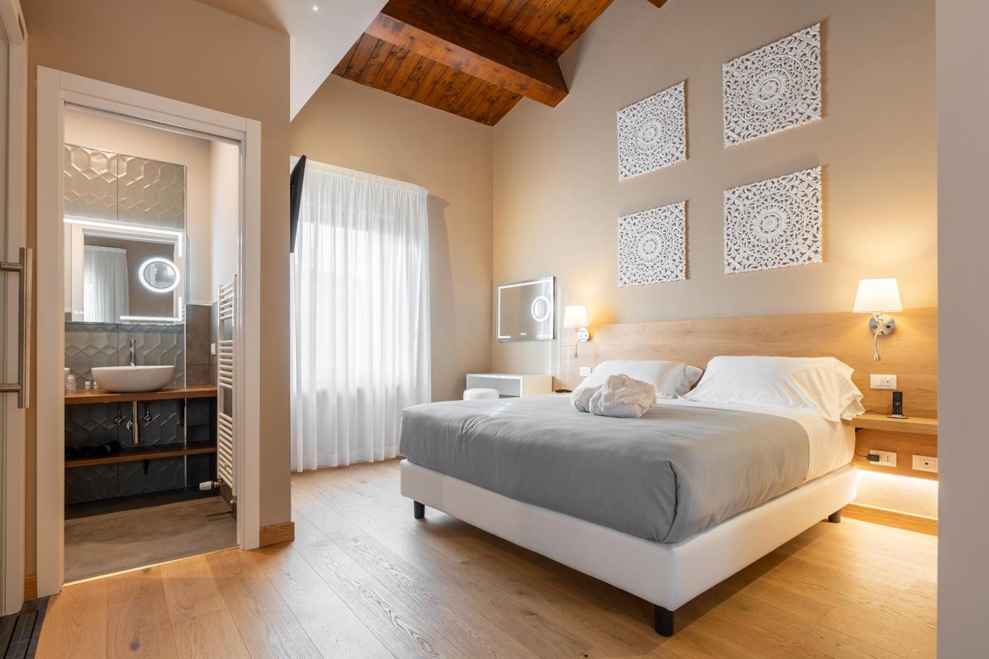 Gg8 Hotel & Suite Spa Гуальдо-Тадино Экстерьер фото